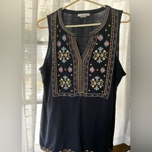 XL Christian Siriano Navy Embroidered Sleeveless Blouse